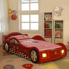 Đồ nội thất phòng ngủ / phòng chơi cho trẻ em Xe trẻ em đua với đèn LED